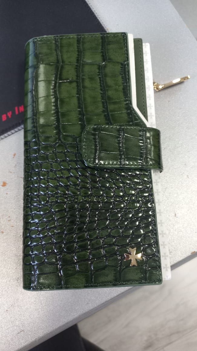 

Кошелек унисекс Narvin 9686-N.Croco green, Зеленый, 9686-N.Croco