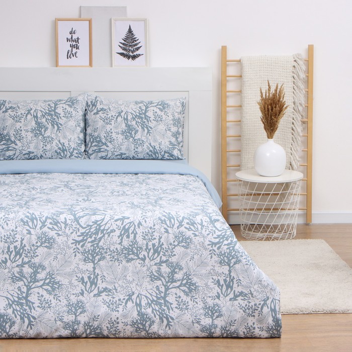 

Комплект постельного белья LoveLife дуэт Winter 143х215см-2шт,225х240см,50х70см-2шт
