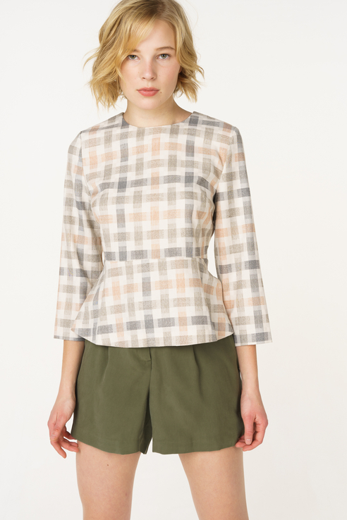 

Блуза женская Libellulas 2251 бежевая 46 RU, 2251