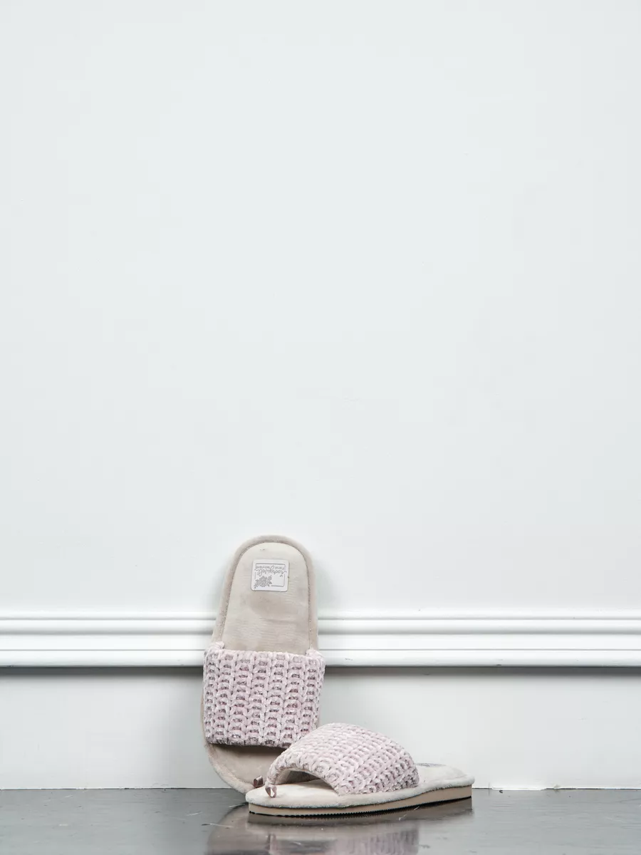 

Тапочки женские EA COMPANY Крв_т_ж серые 36-37 RU, Серый, Крв_т_ж