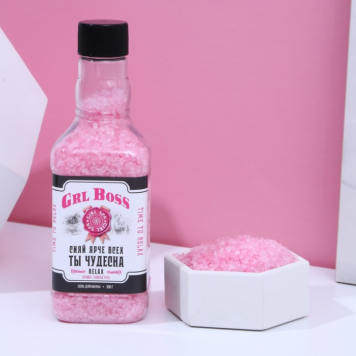 

Соль для ванны во факоне виски GRL BOSS 300 г, аромат нежная роза, Розовый