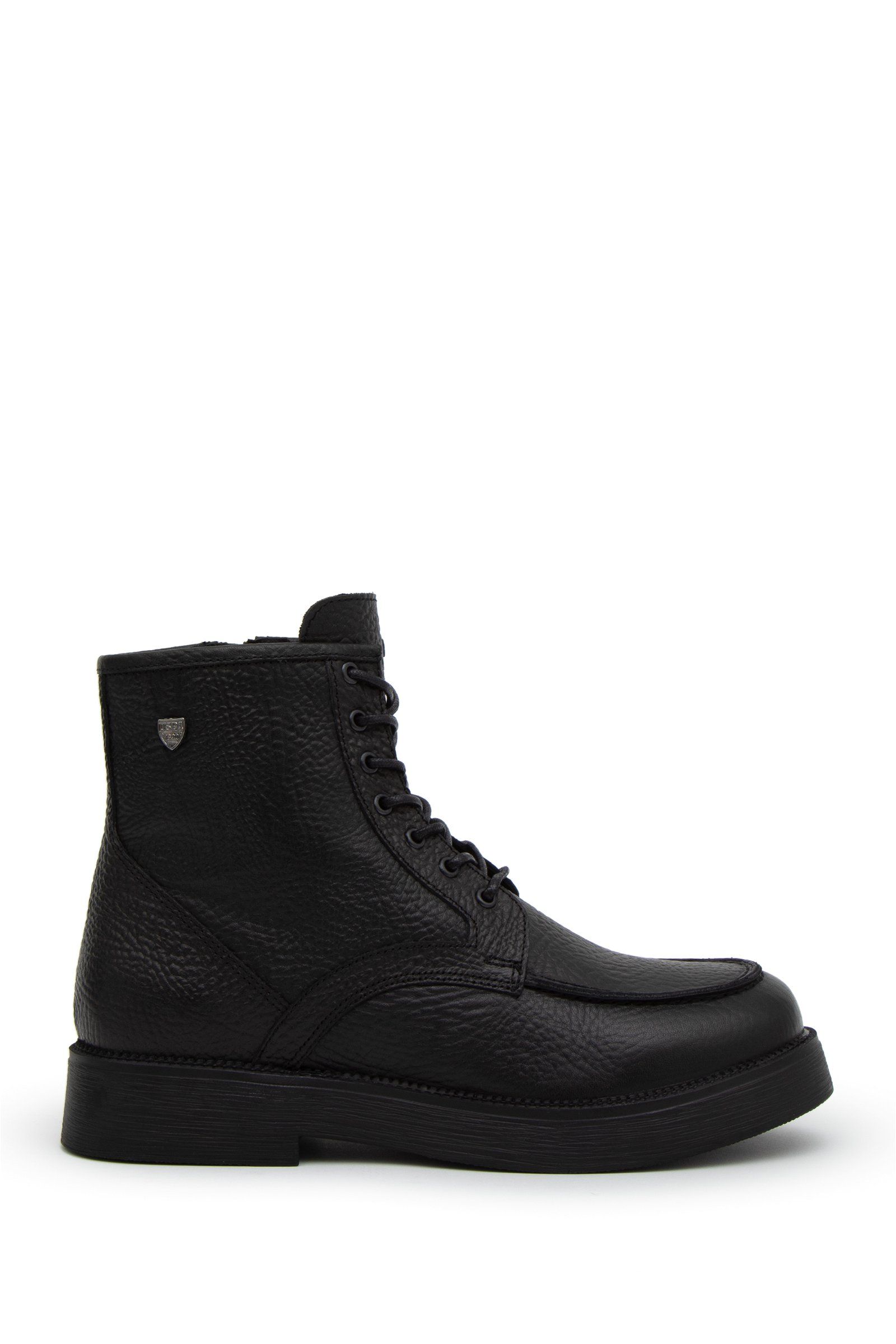 

Ботинки мужские US Polo Assn S081SZ0330K23APPAR_VR черные 40 RU, Черный, S081SZ0330K23APPAR_VR