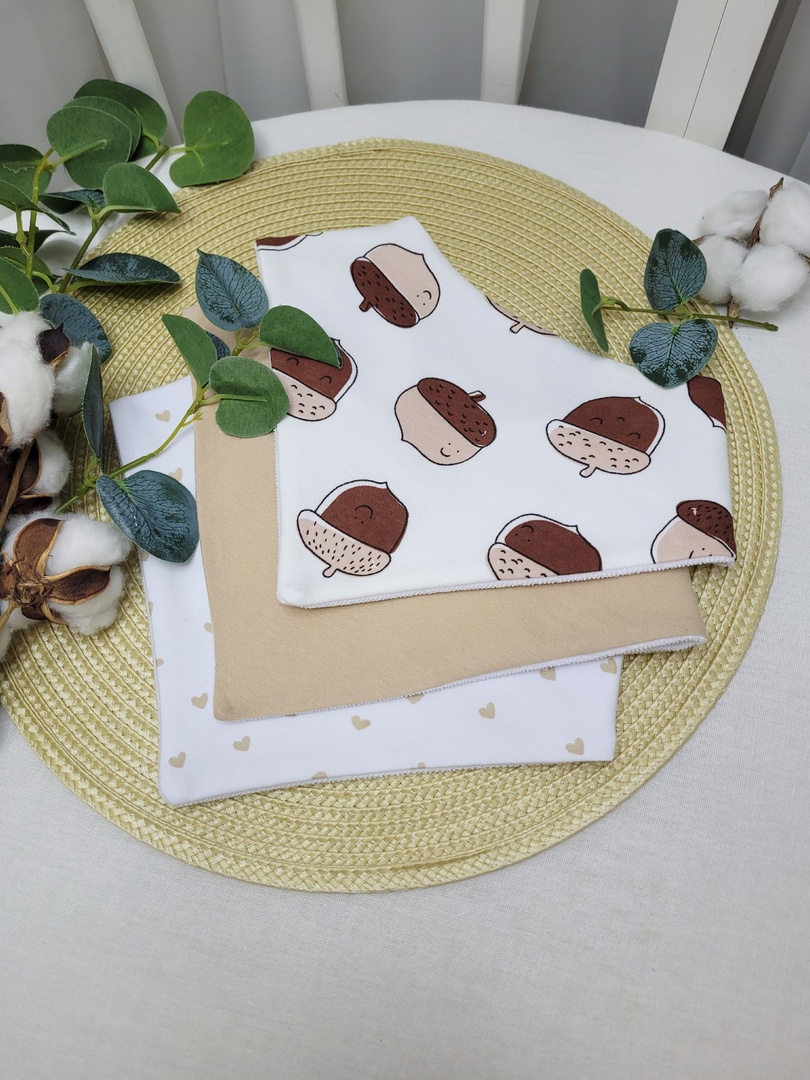 Нагрудники непромокаемые Желуди 3шт