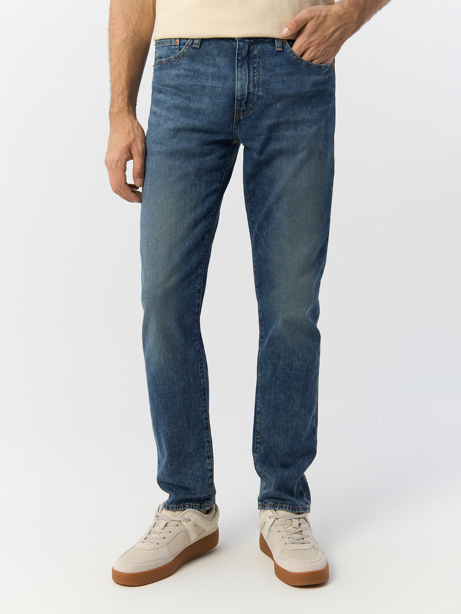 

Джинсы мужские Levi's 04511-5843-34 синие 32/34, Синий, 04511
