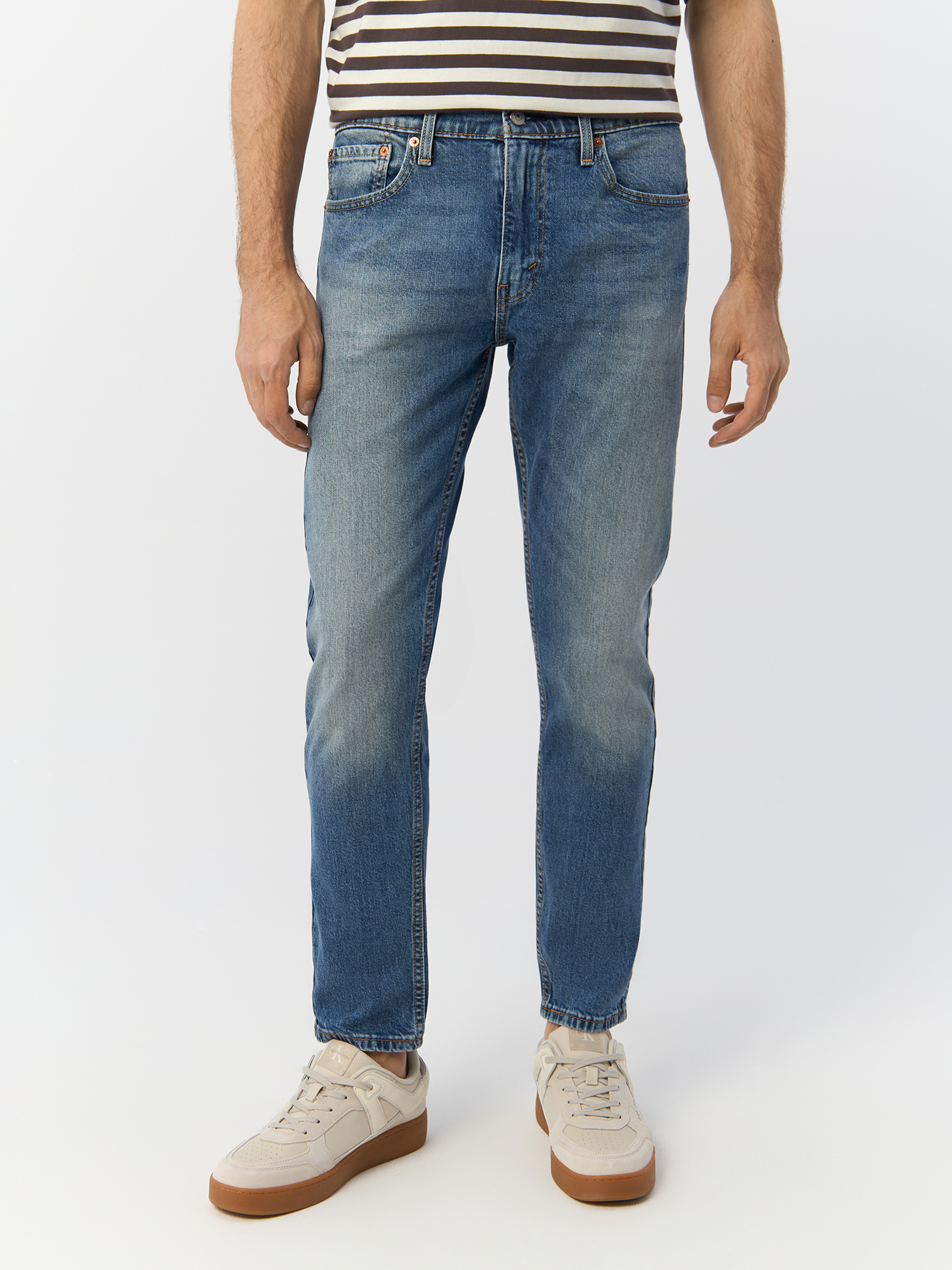 

Джинсы мужские Levi's 28833-1310-32 голубые 33/32, Голубой, 28833