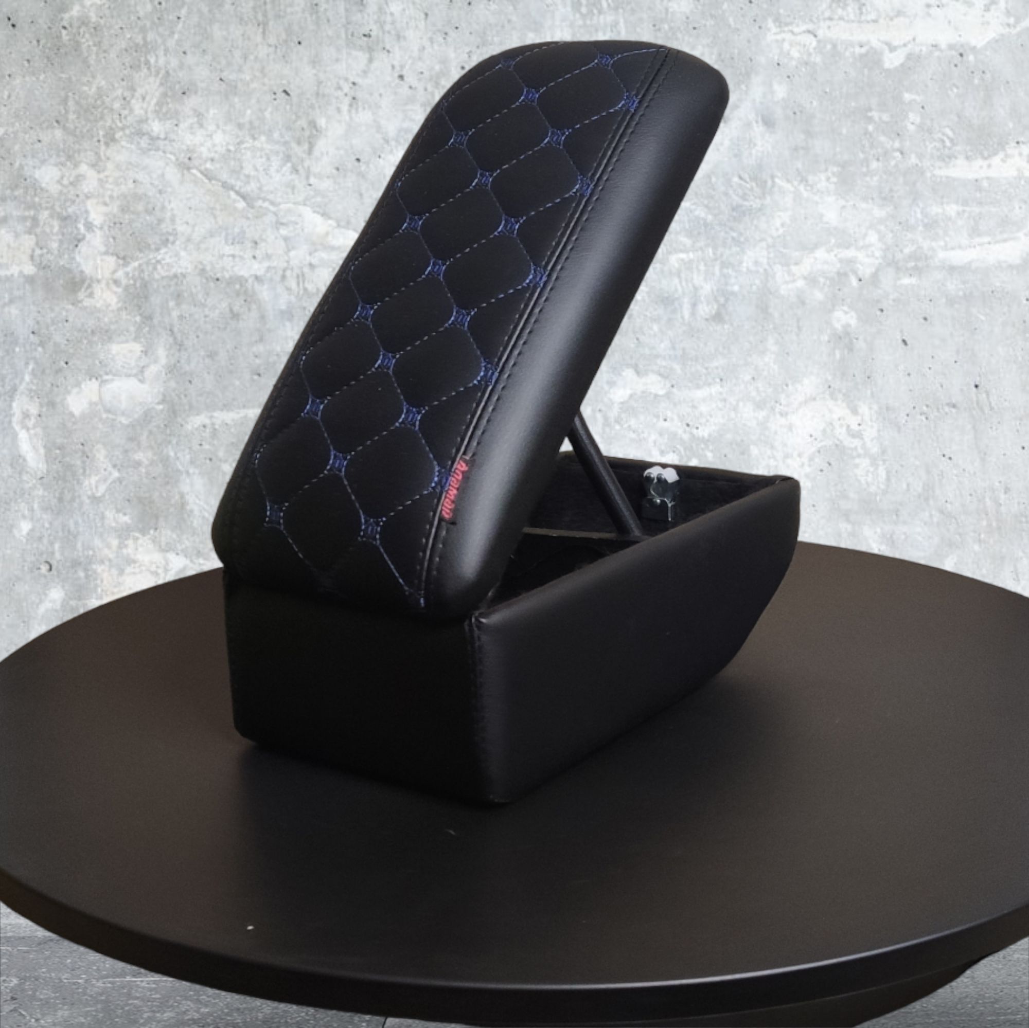 Автомобильный Подлокотник Аламар Бокс для Lada Kalina 2/ Лада Калина 2 (Синий Квадрат)