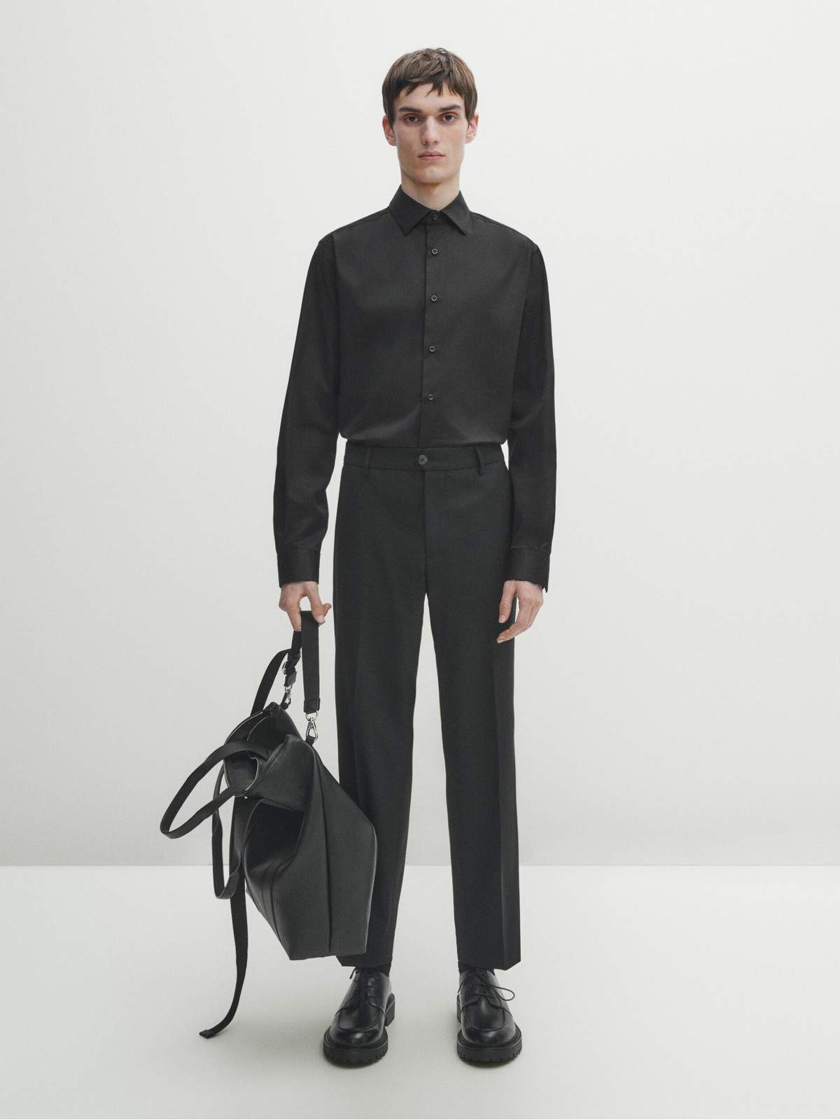 

Рубашка мужская Massimo Dutti 0150/151-I2024 черная XL, Черный, 0150/151-I2024