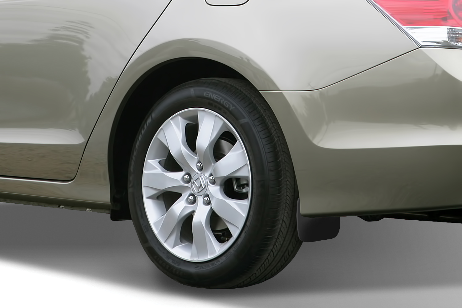 

Брызговики задние HONDA Accord 2008-2012, сед.(стандарт)