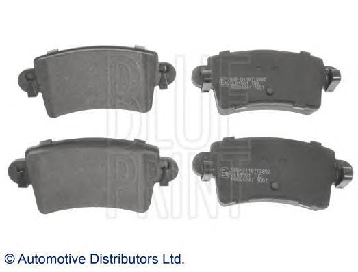 

Комплект тормозных колодок Blue Print ADG04247
