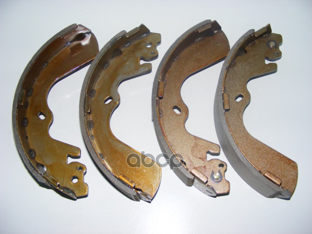 

Комплект тормозных колодок KIA 583054BA20
