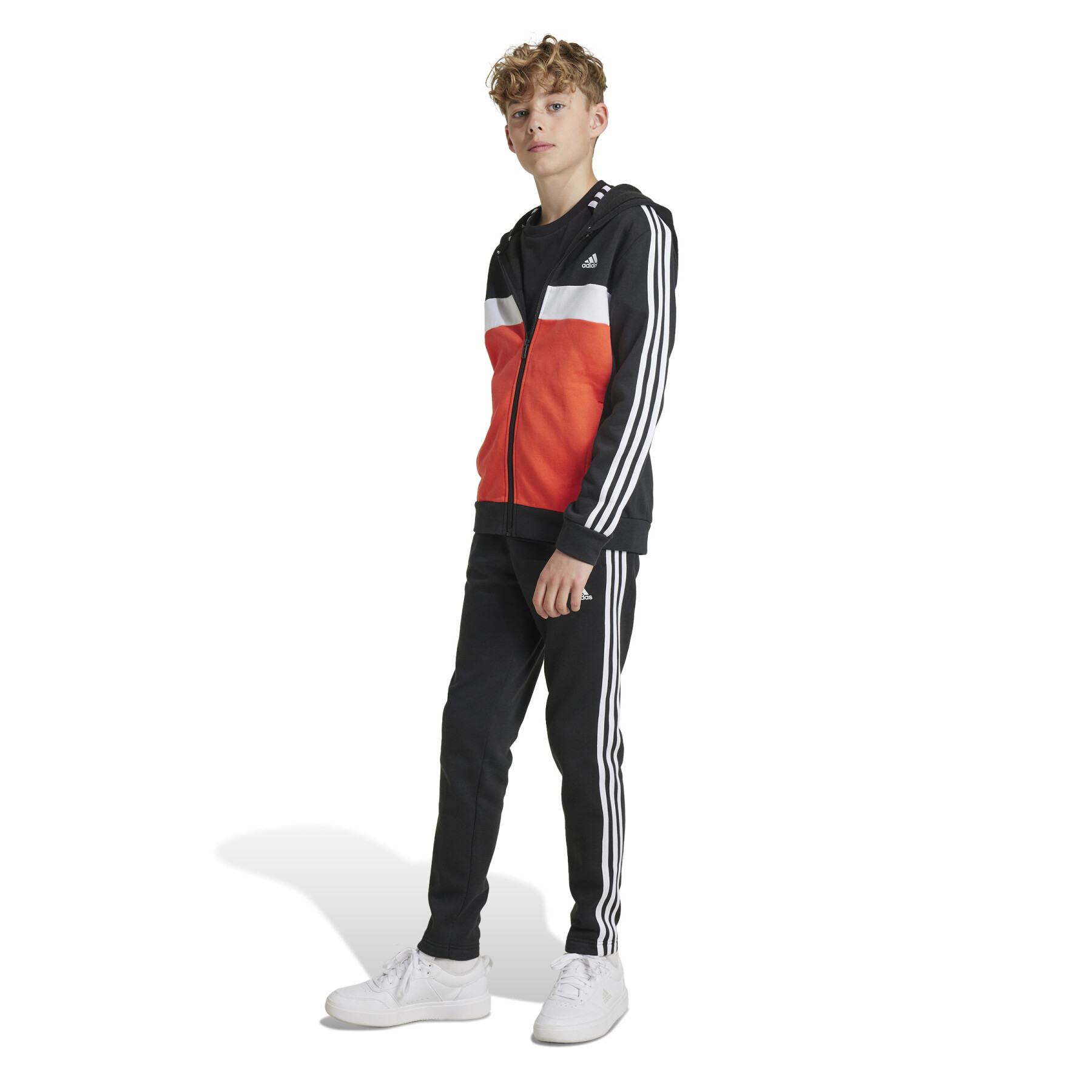 

Костюм Adidas для мальчиков, спортивный, IY1792, чёрный 095A, размер 164, 1 шт., Черный, IY1792