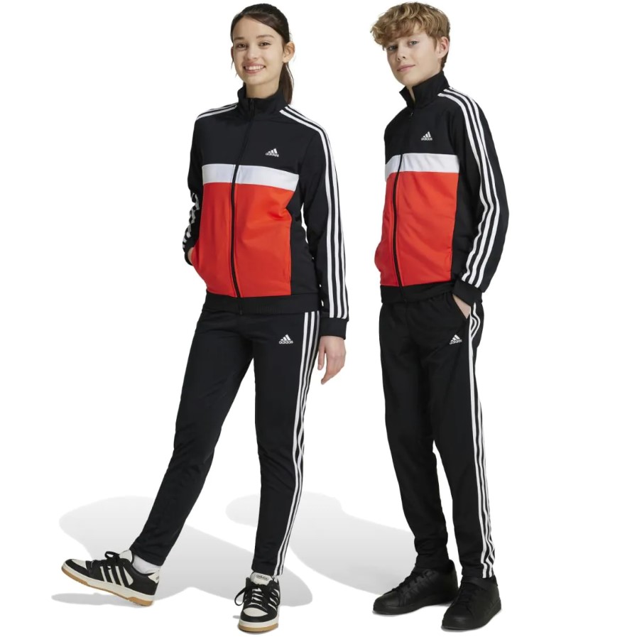 

Костюм Adidas для мальчиков, спортивный, IY1795, чёрный 095A, размер 176, 1 шт., Черный, IY1795