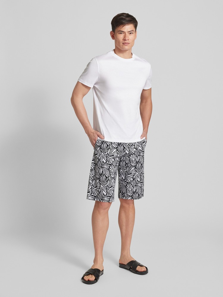

Шорты бермуды мужские Karl Lagerfeld 255705542881 черные XXL, Черный, 255705542881