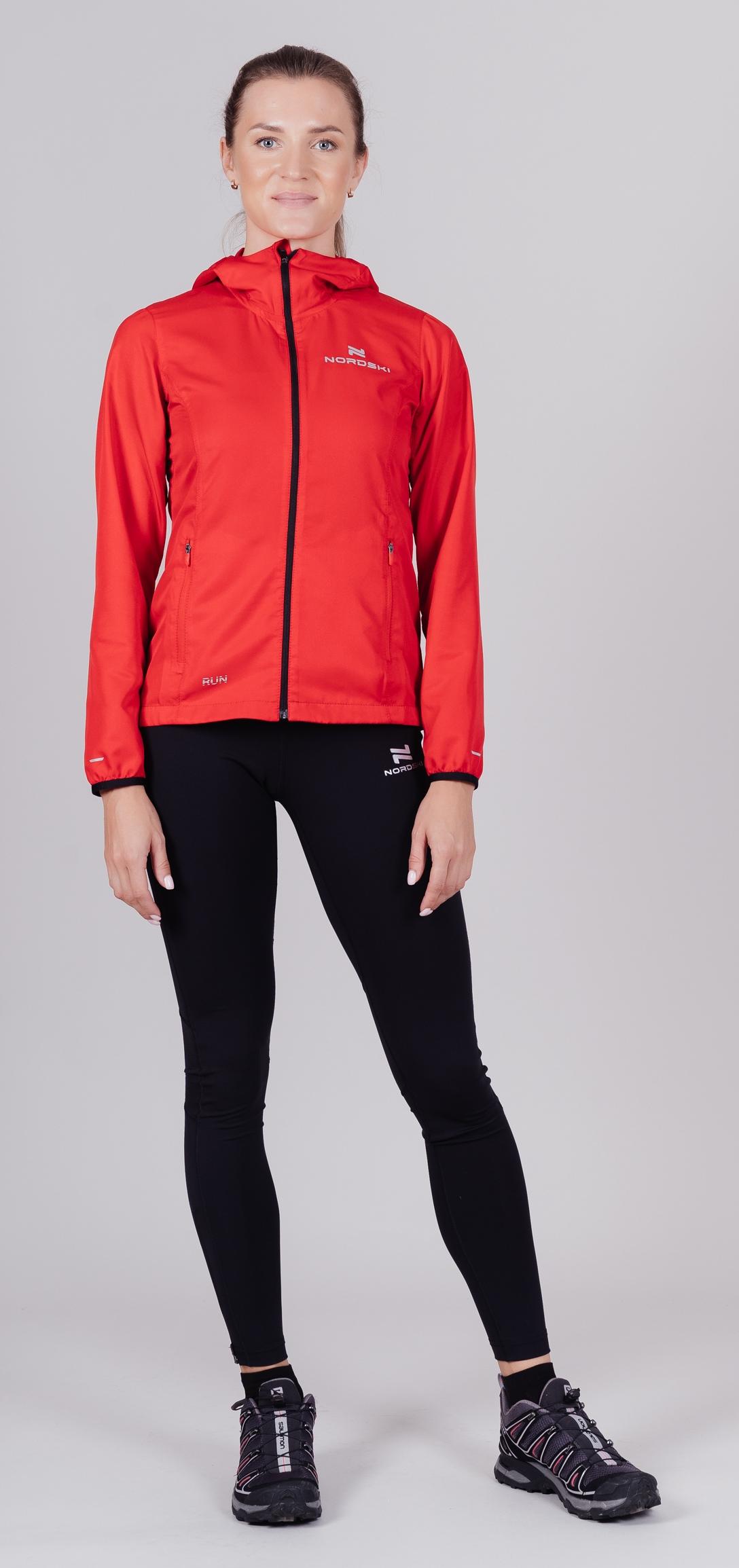 фото Спортивная куртка женская nordski run w красная 40