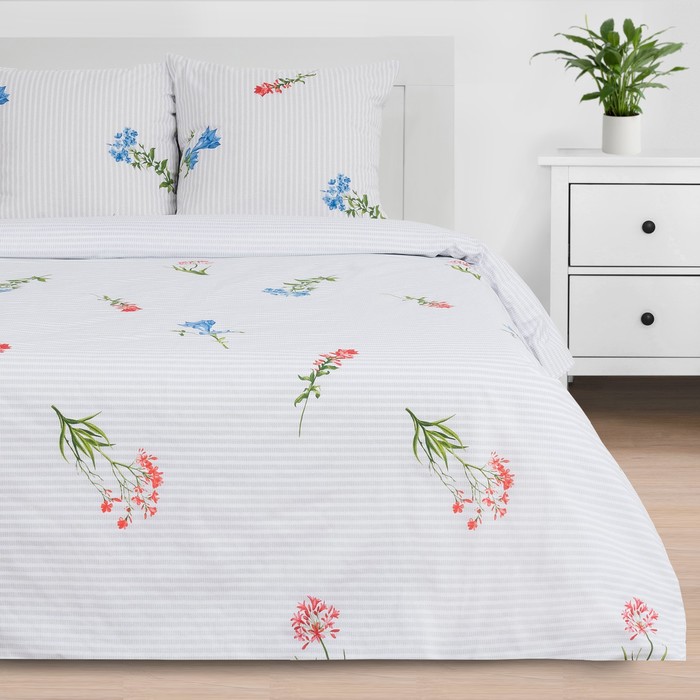 

Постельное бельё Этель 2 сп Wild flowers 175x215 см, 200x220 см,70x70 см -2 шт