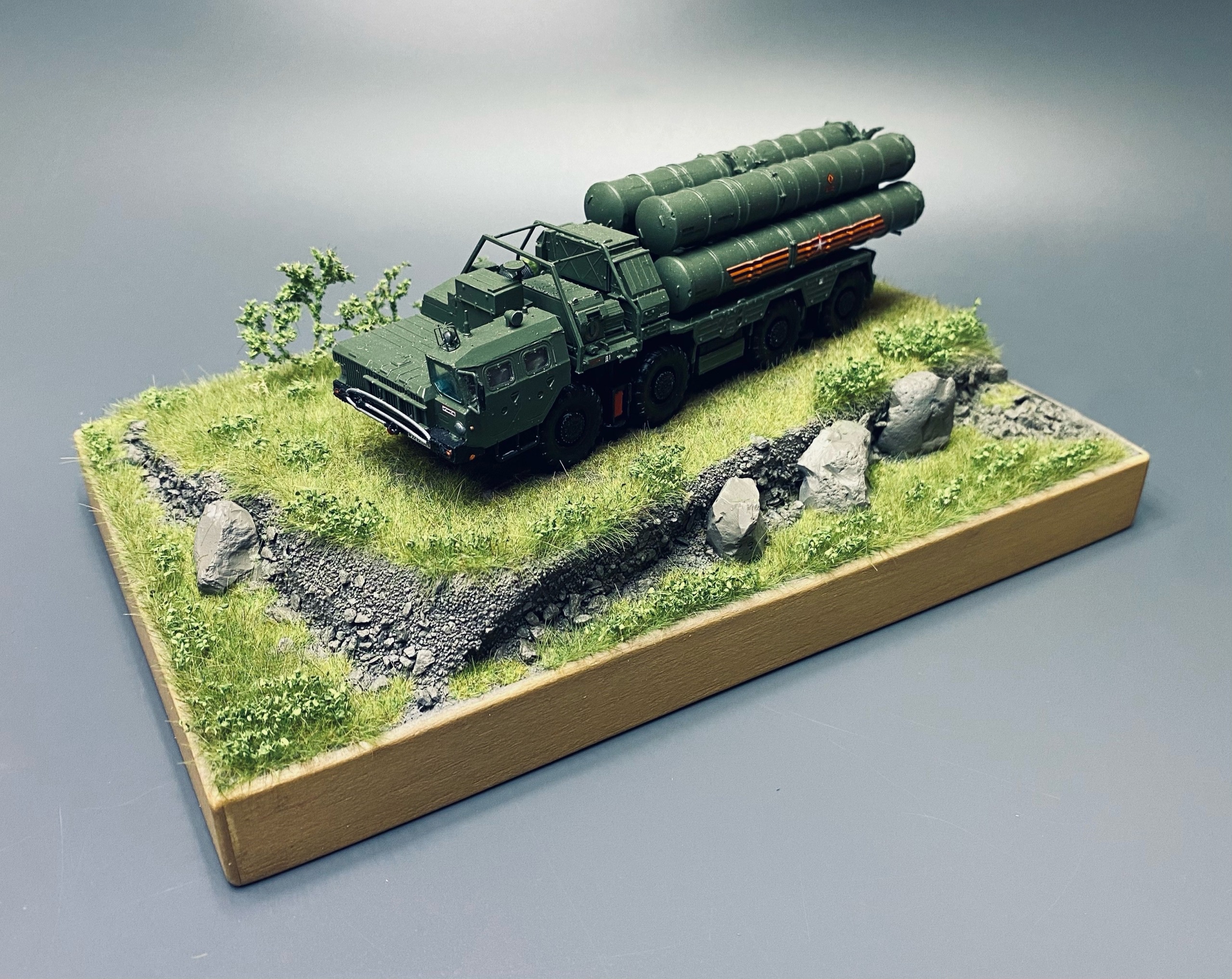 

AM72346 Подставка На высоте.
