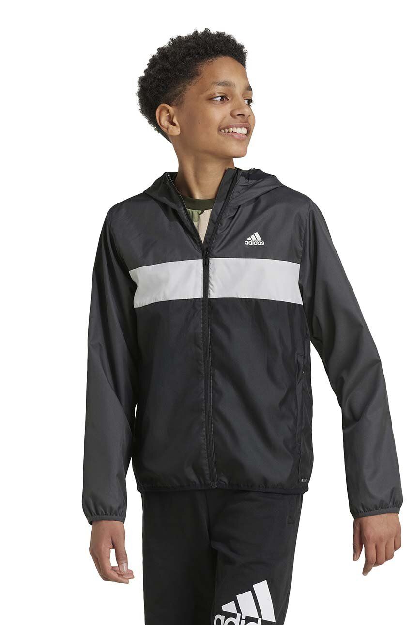 

Куртка Adidas для мальчиков, IX3303, чёрная ABZU, размер 128, 1 шт., Черный, IX3303