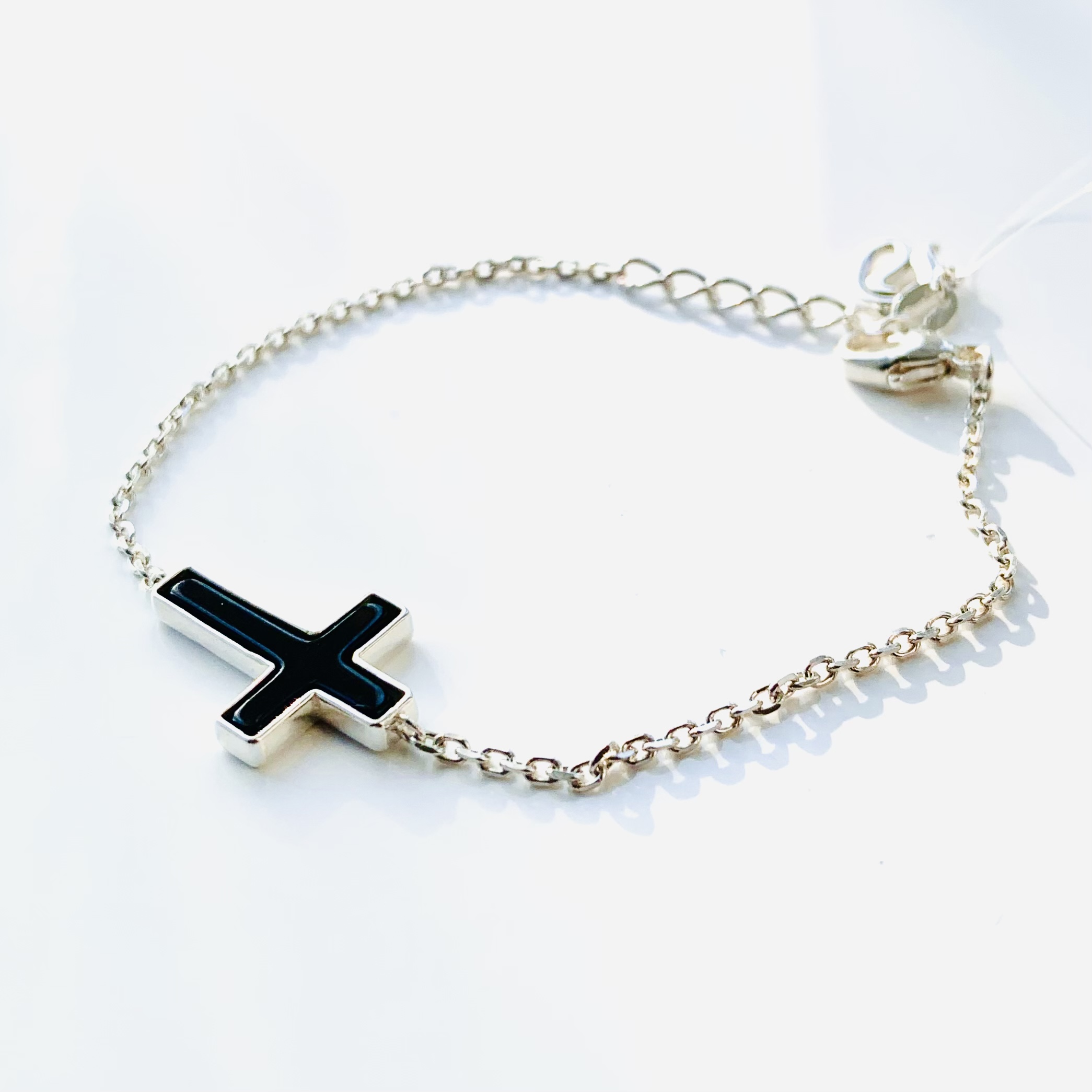 

Браслет из серебра р. 16 TwoZi cross, янтарь прессованный, cross