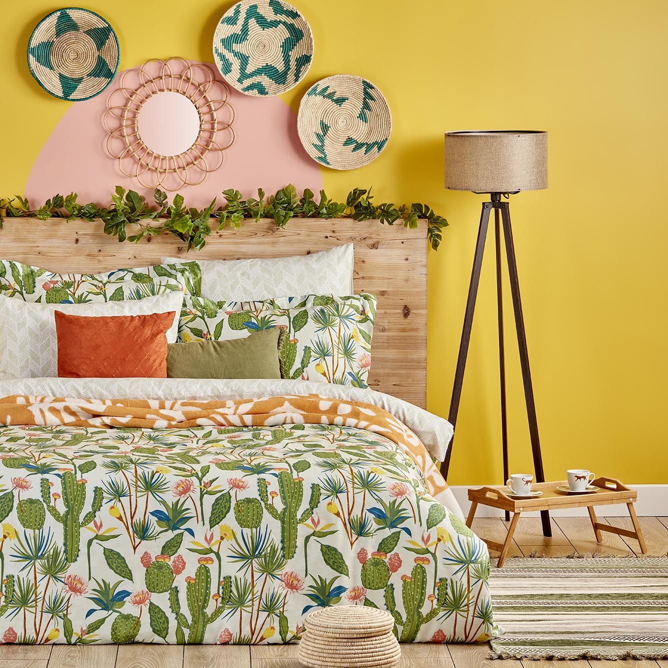 

Комплект постельного белья Bella Maison, Forest, ЕВРО 200X220, наволочки 50X70