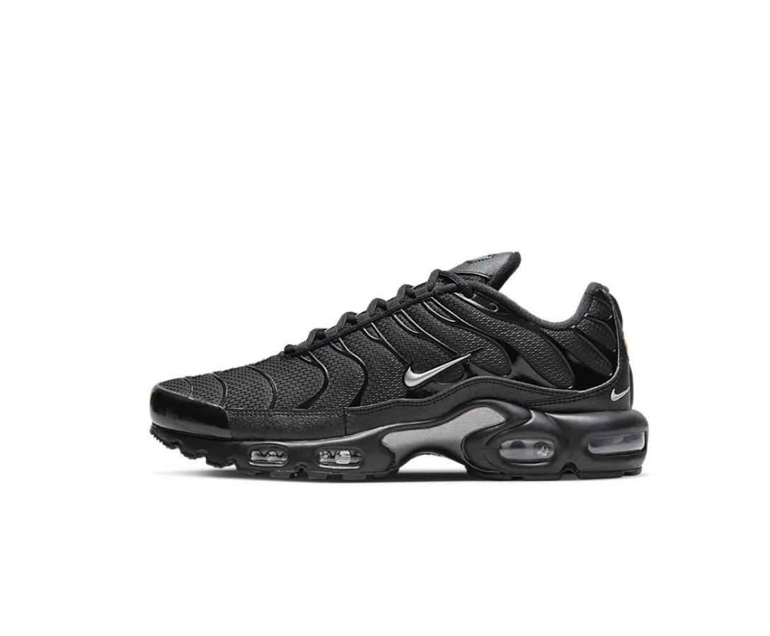 

Кроссовки мужские Nike AIR MAX PLUS черные 41 RU, Черный, AIR MAX PLUS