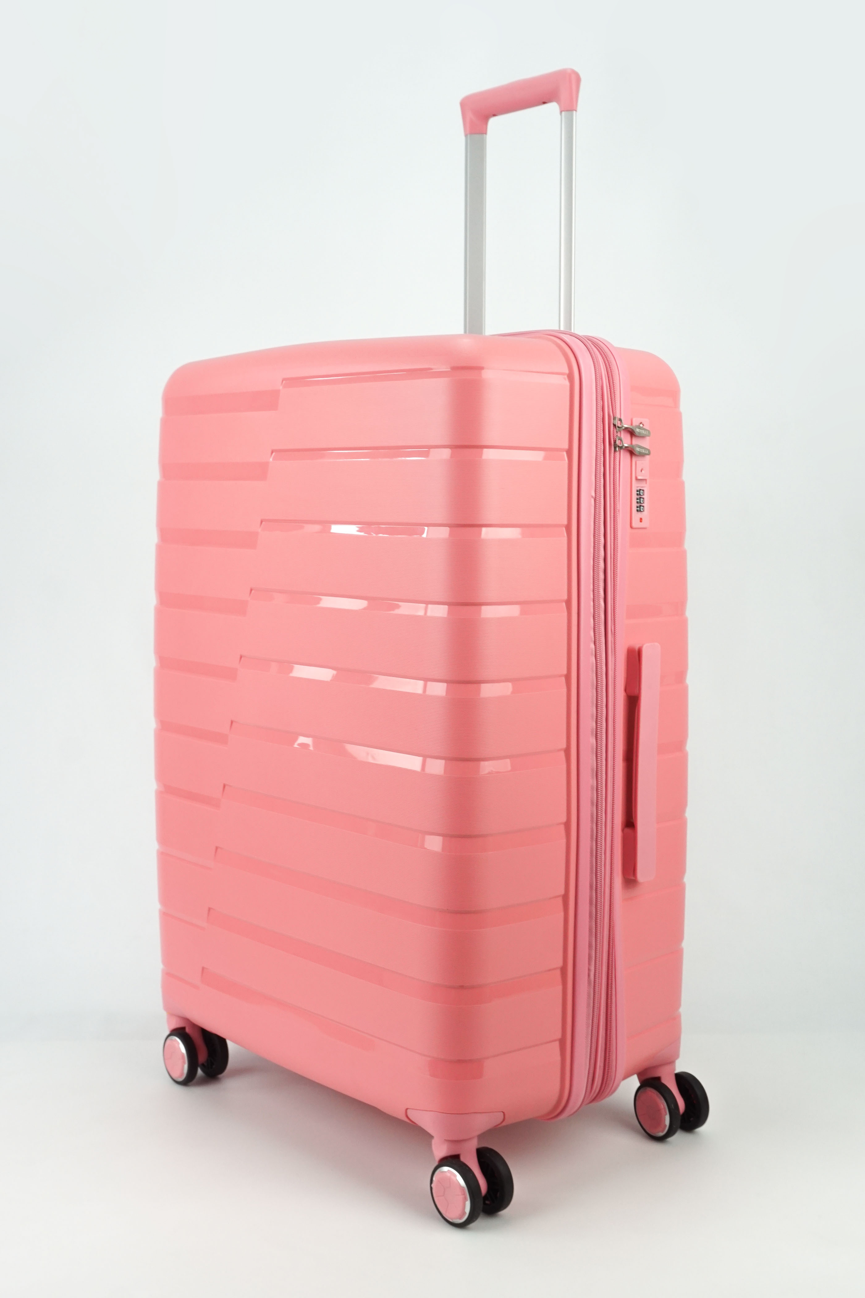 Чемодан женский Impreza 10 полос розовый XL 9090₽