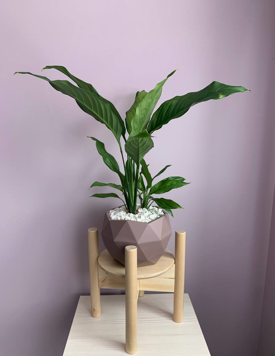 Подставка для цветов, Диагональ, светлая с кругом, 22х22