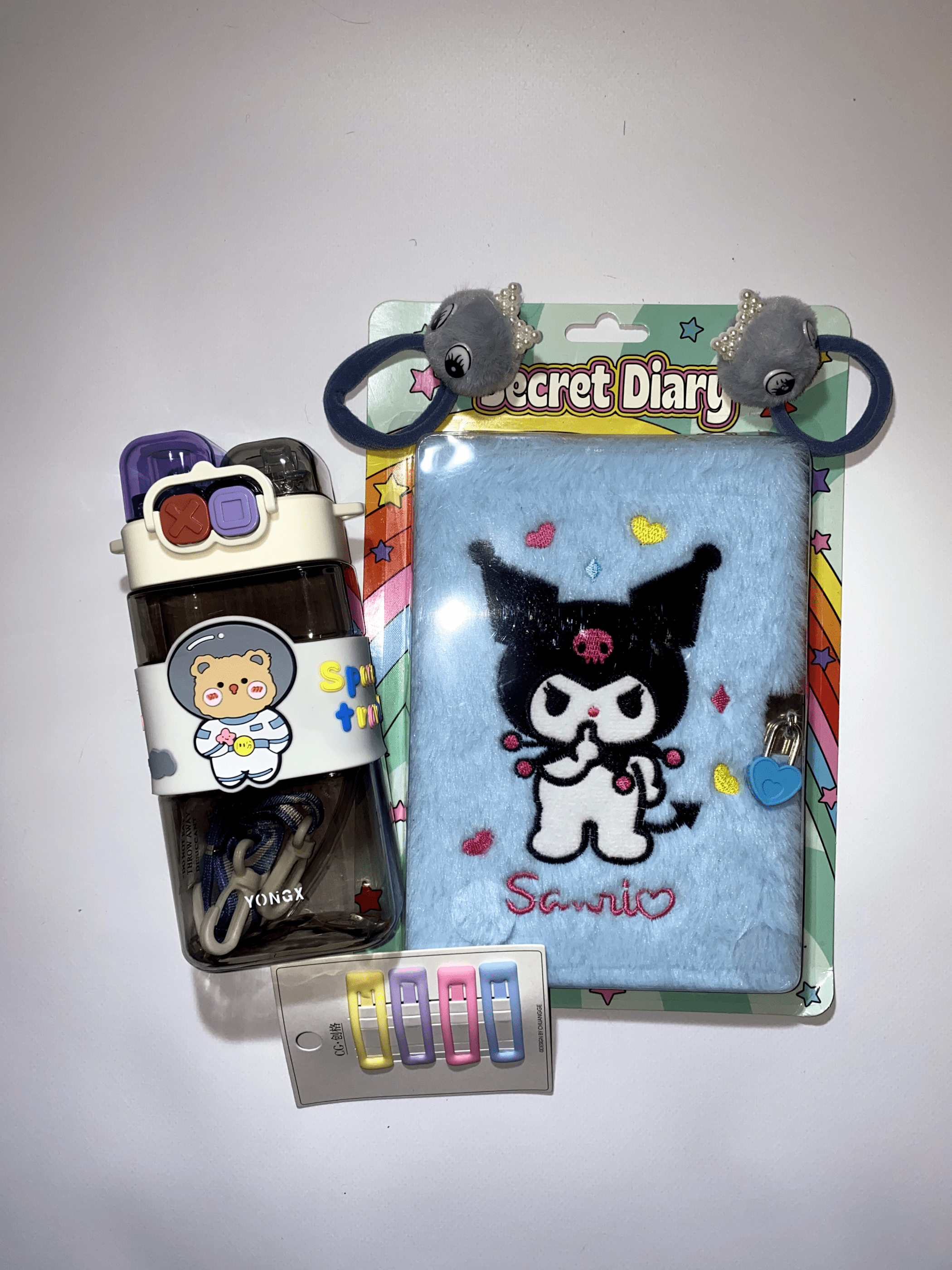 Подарочный бокс для девочки Belveder box Космос бутылка блокнот Kuromi резинки заколки 1640₽