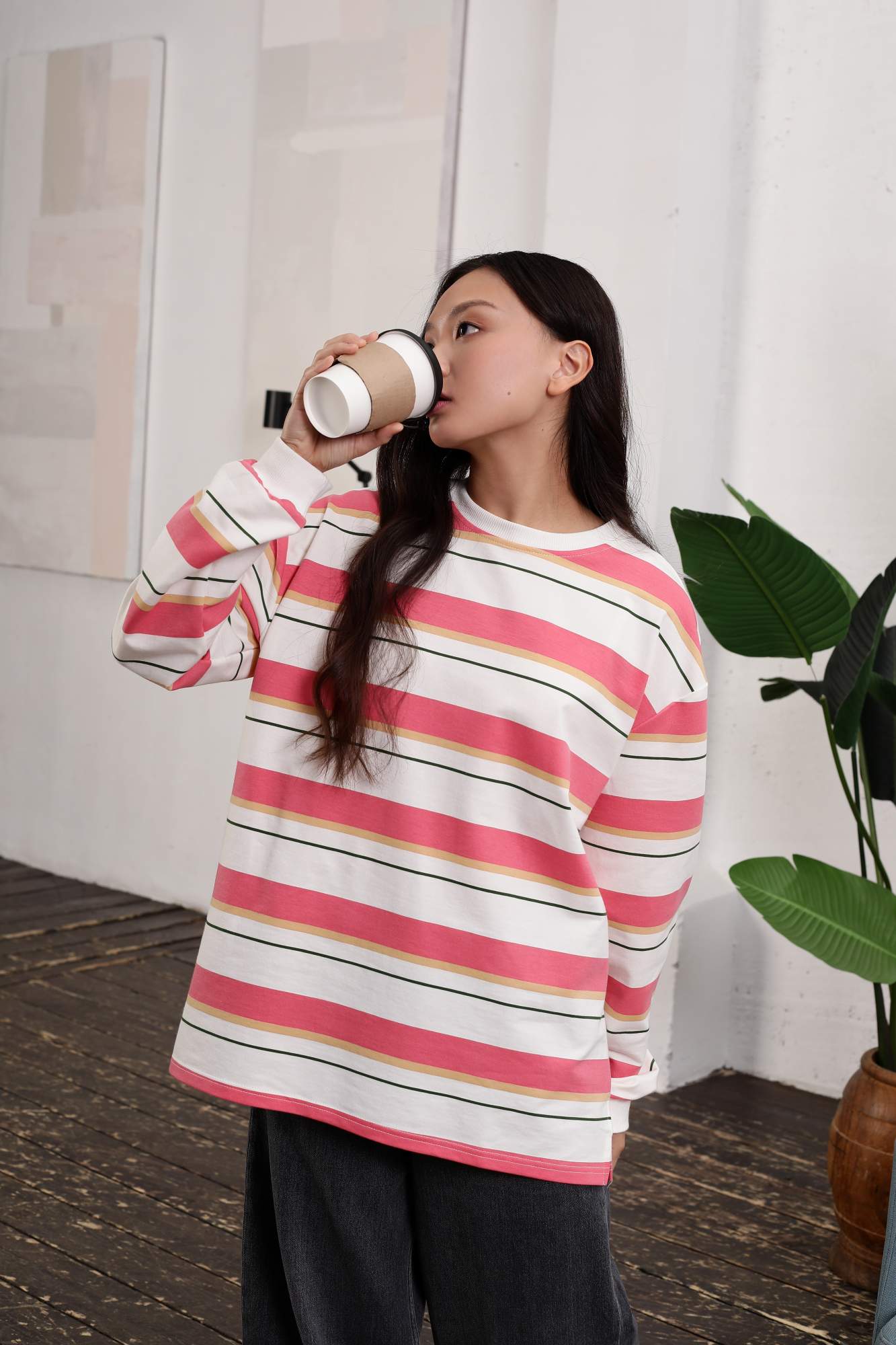 Лонгслив женский STOLEN MOON В полоску розовый L 950₽