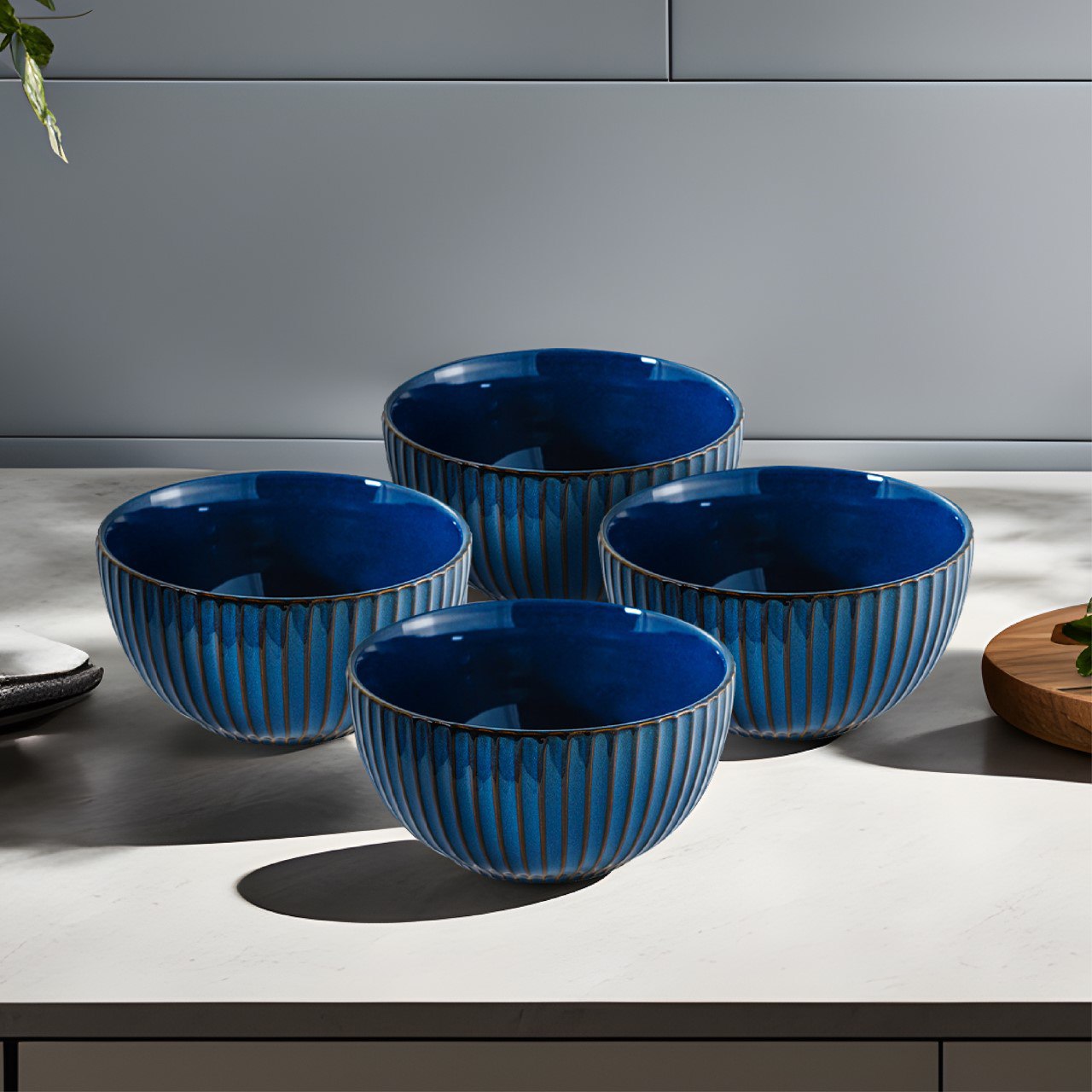 Набор керамических тарелок GrandTrade синие грани 4 шт диаметр 14 см