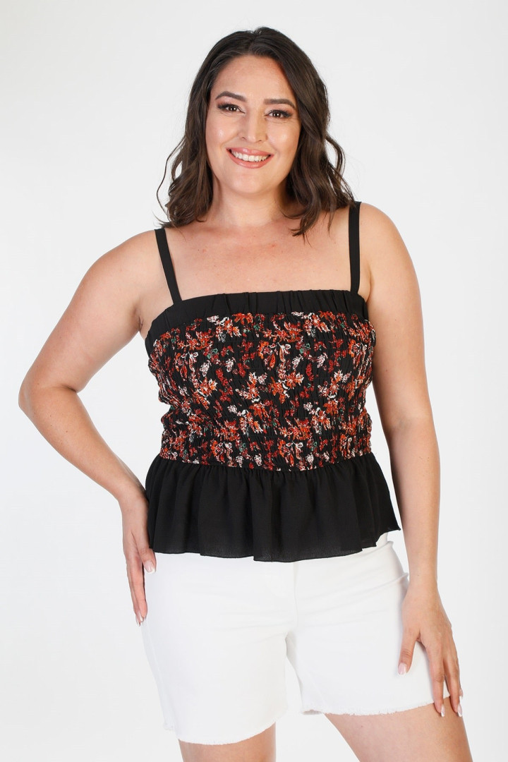 

Топ женский My Line Moda 1389 черный 52 RU (товары доставляются из-за рубежа), 1389