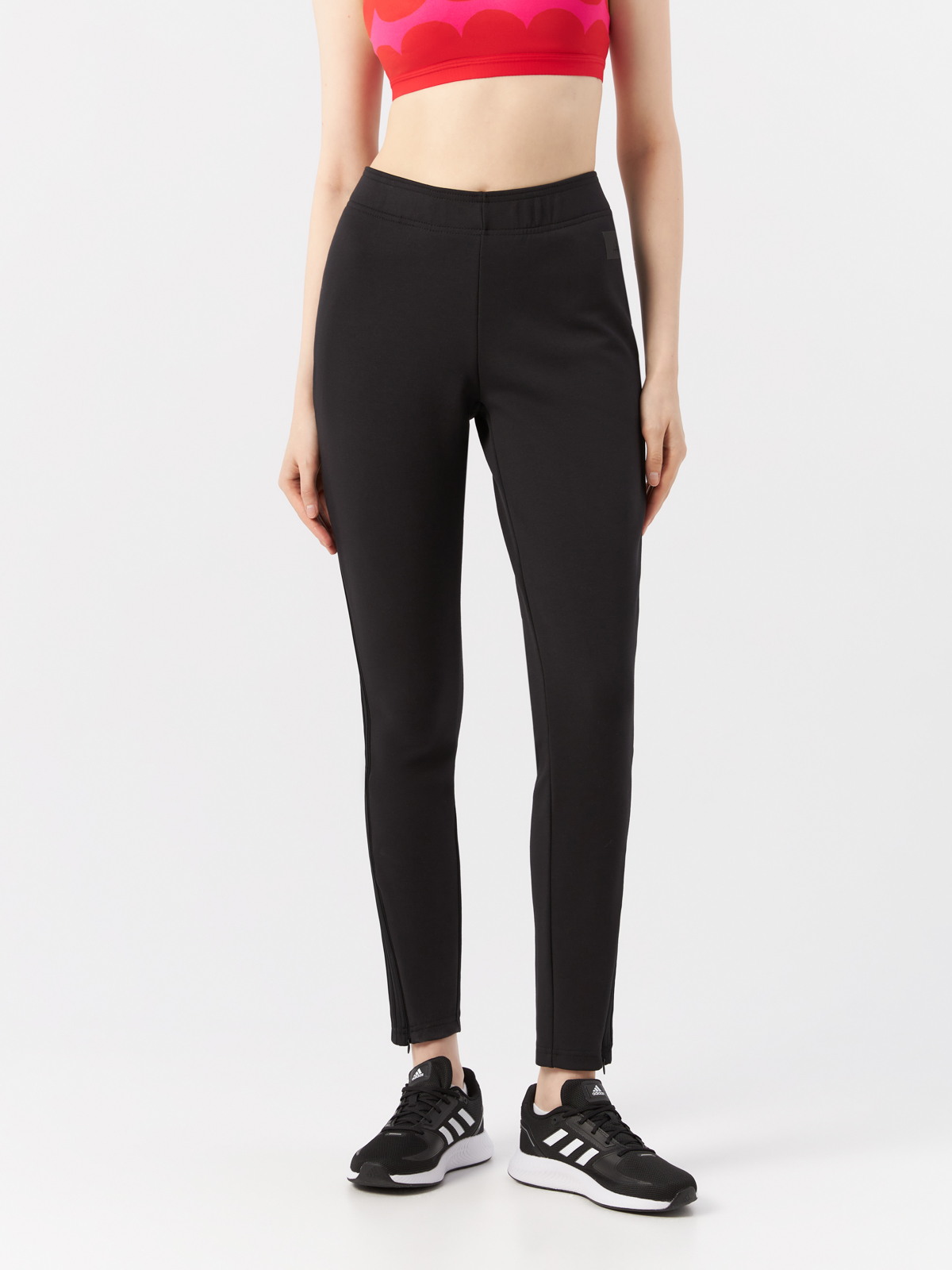 

Спортивные брюки женские Adidas Sportswear Future Icons 3-Stripes Skinny HB2968 черные S, Черный, Sportswear Future Icons 3-Stripes Skinny