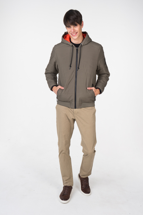 

Куртка мужская Reebok D78645 серая 50 UK, D78645