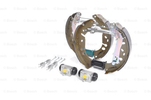 

Комплект тормозных колодок BOSCH 0 204 114 669
