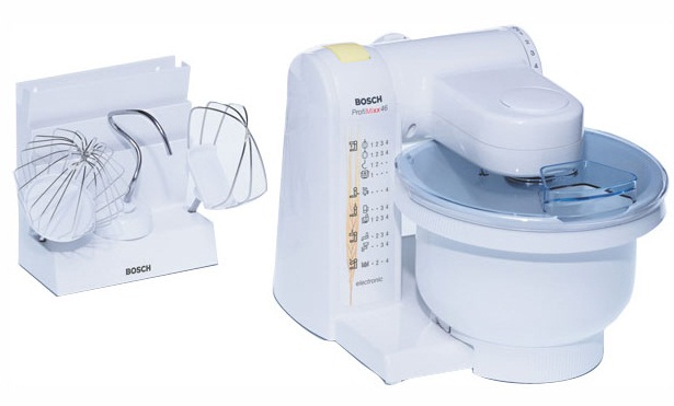 

Кухонная машина Bosch MUM4600