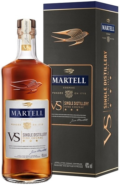 фото Коньяк martell, vs, single distillery, 2 года, 40 %, 700 мл, gift box