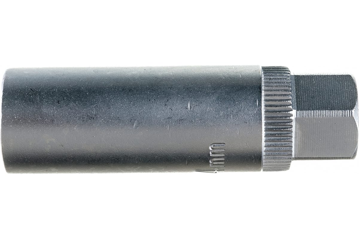 

АвтоDело ключ свечной 14 с магнитом головка 12PT. DR3/8 Professional 39263 16130