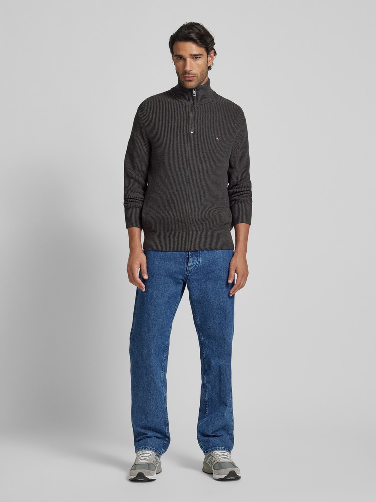 

Джемпер мужской Tommy Hilfiger MW0MW37326 серый XXL, MW0MW37326
