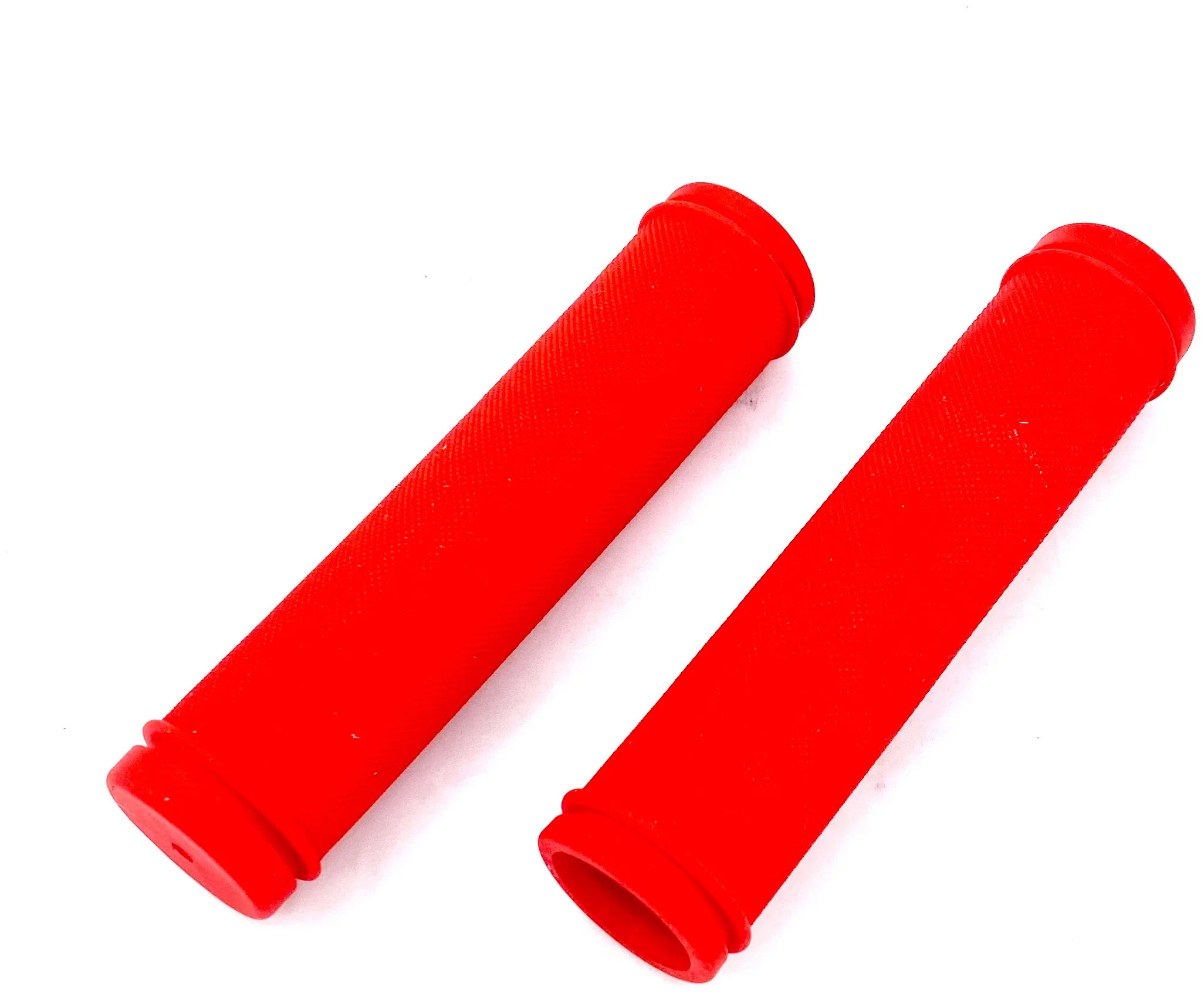 Ручки-грипсы велосипедные С98-130 3-379 резиновые 130мм красные CLARKS