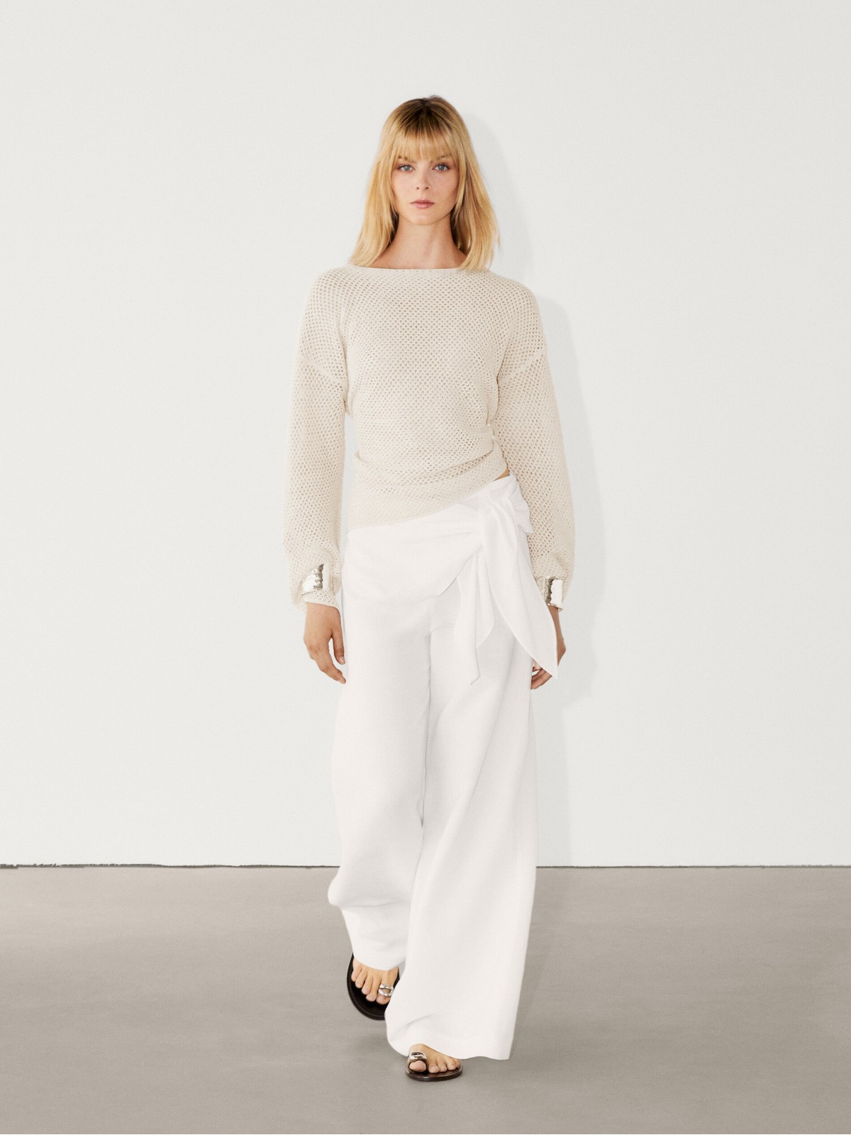 

Брюки женские Massimo Dutti 5006/594-I2024 белые 40 EU, Белый, 5006/594-I2024
