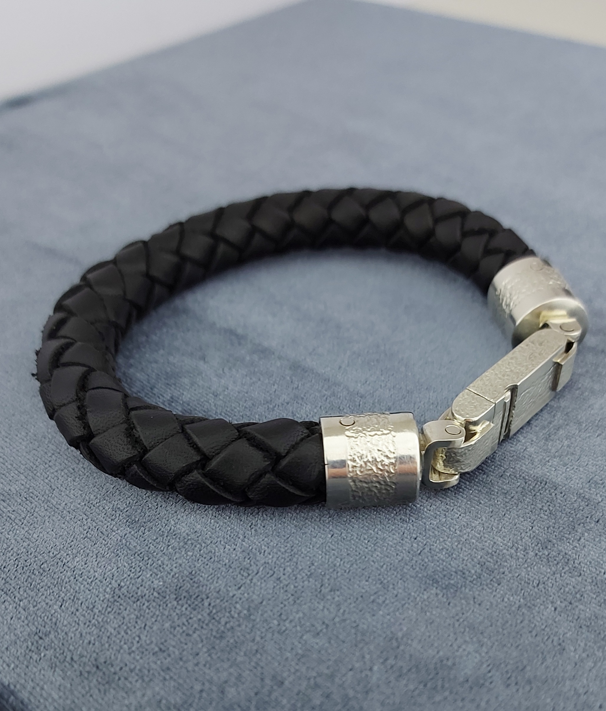 

Браслет из натуральной кожи\серебра р. 24 #ЛАКШЕРИ 31, 31