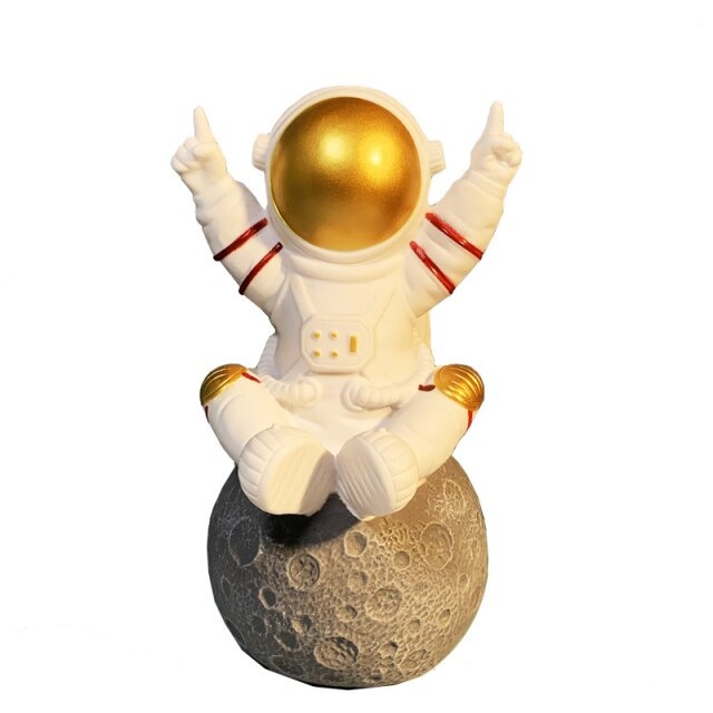 фото Портативная колонка астронавт, космонавт на луне золотой box69