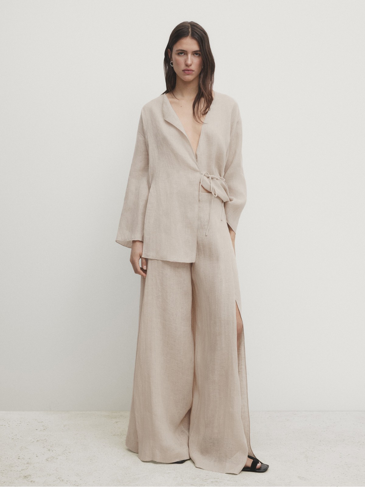 

Брюки женские Massimo Dutti 5056/572-I2024 белые 40 EU, Белый, 5056/572-I2024