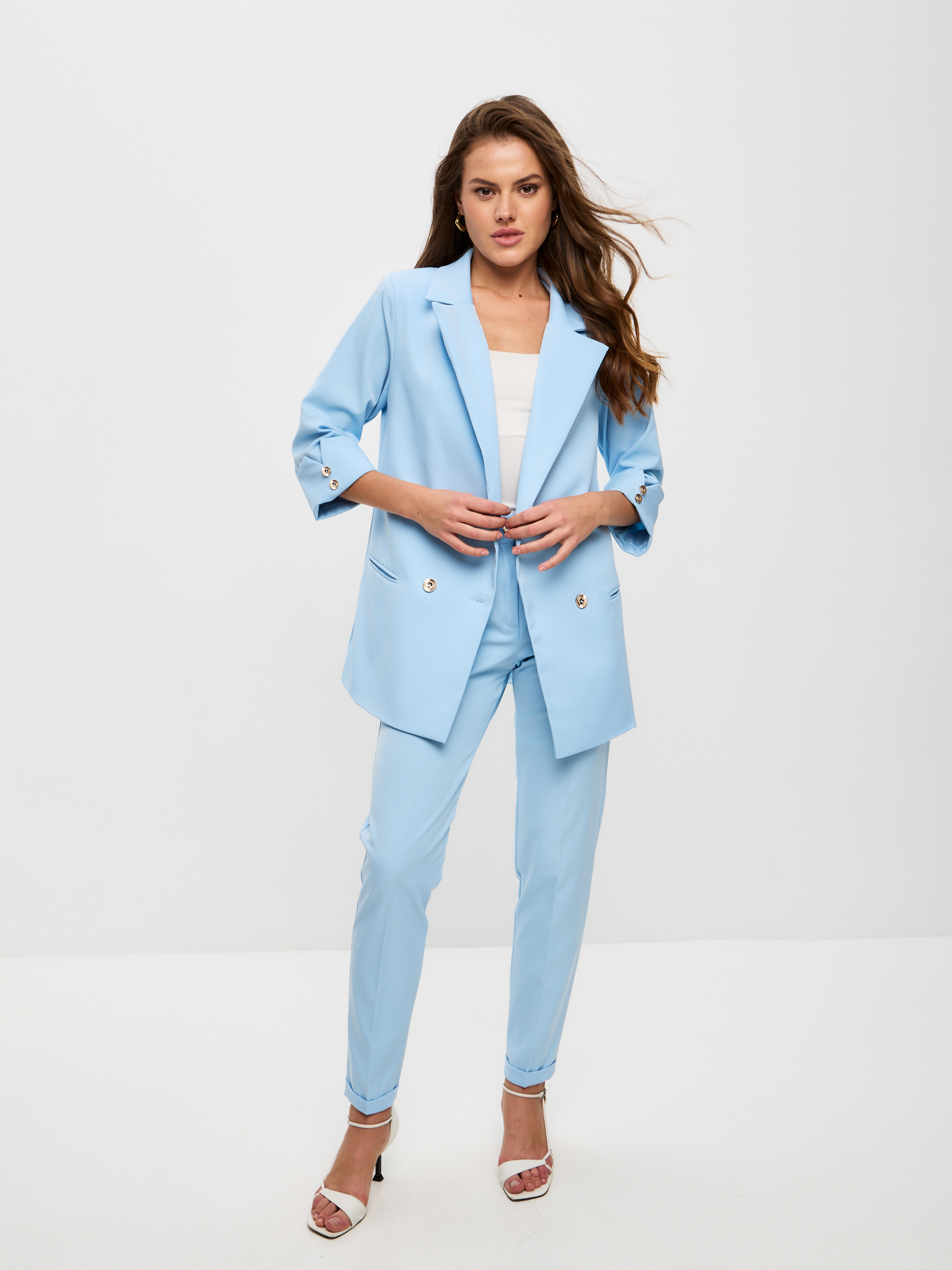 

Костюм женский DAZZLE STYLE Виола голубой 42 RU, Виола