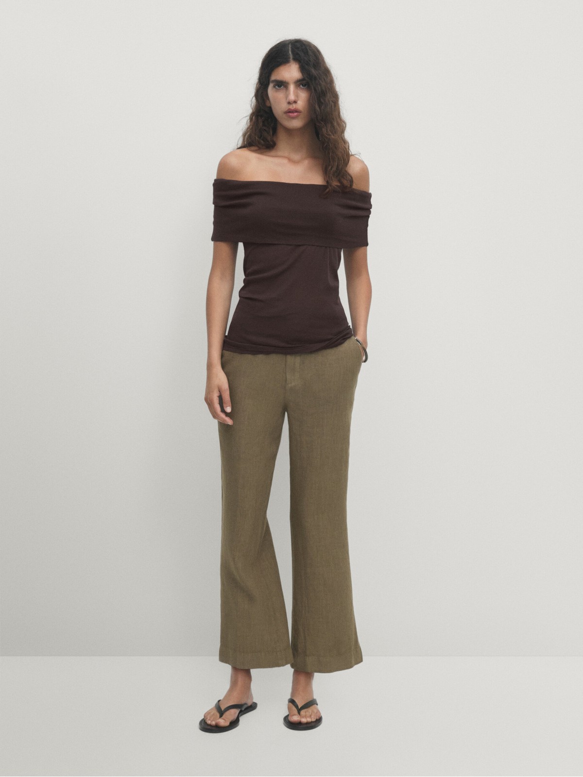 

Брюки женские Massimo Dutti 5076/772-I2024 зеленые 40 EU, Зеленый, 5076/772-I2024