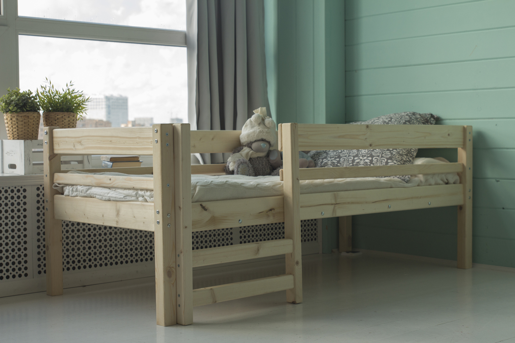 производство деревянных детских кроватей