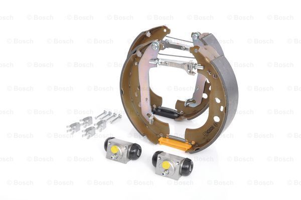 

Комплект тормозных колодок BOSCH 0 204 114 661