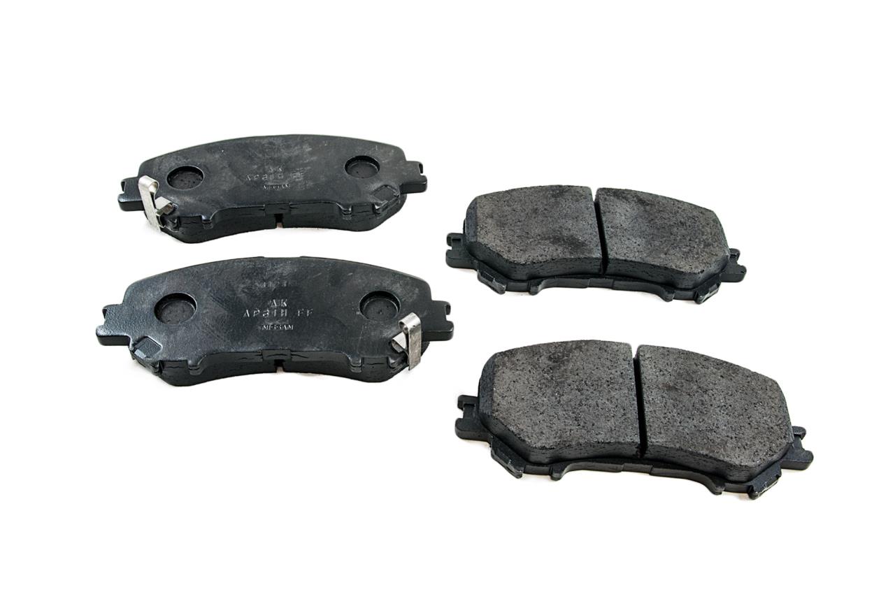 фото Комплект тормозных колодок r brake rb1572