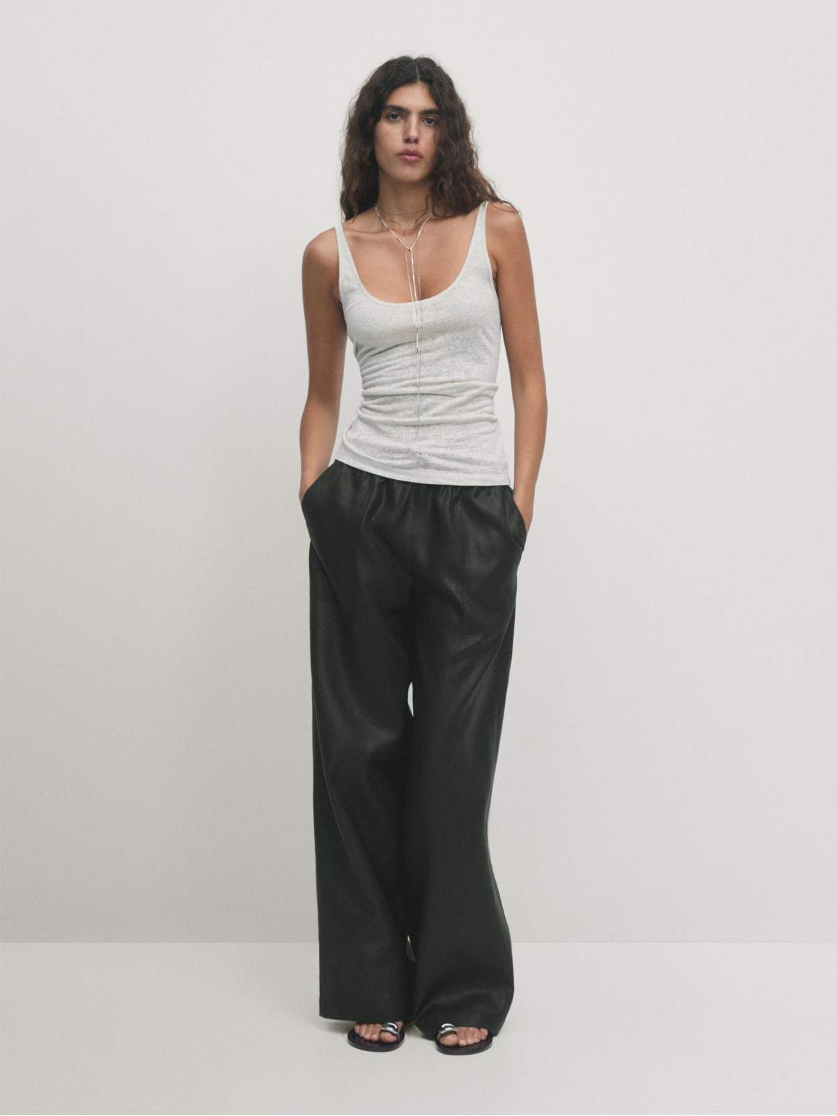 

Брюки женские Massimo Dutti 5084/774-I2024 зеленые 40 EU, Зеленый, 5084/774-I2024
