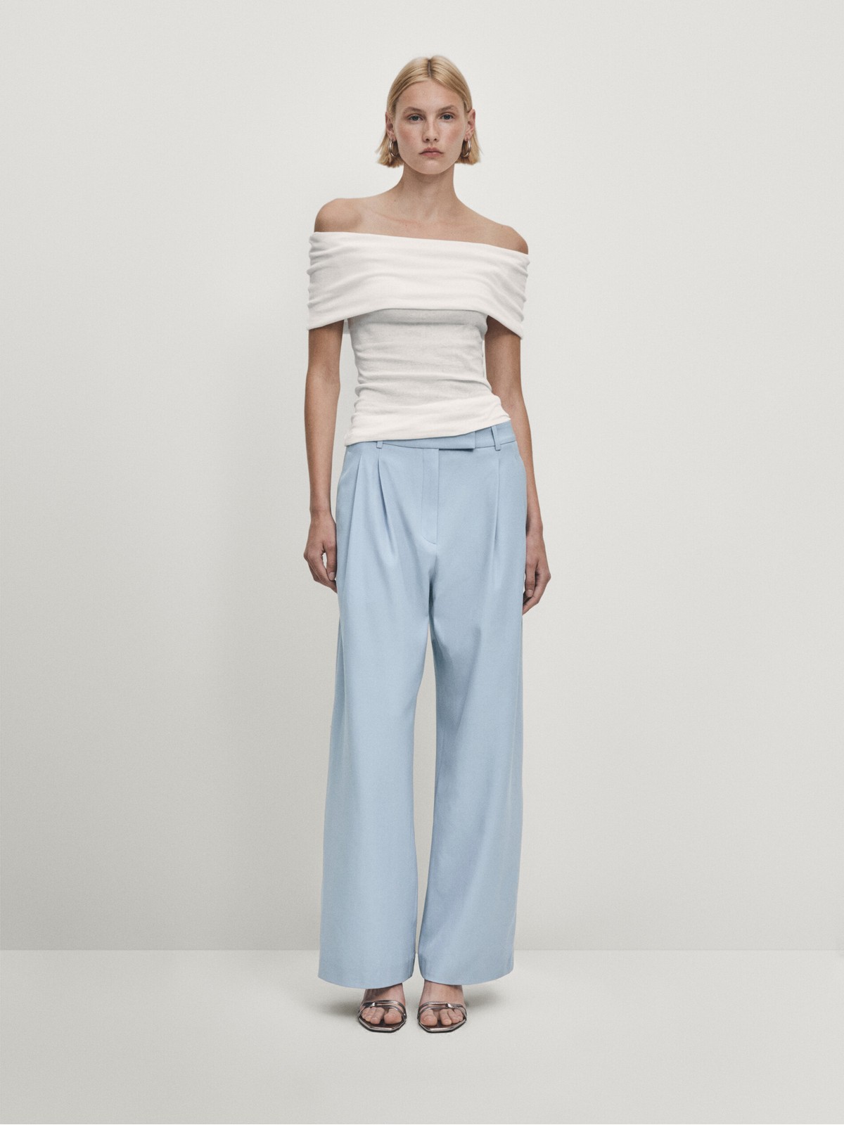 

Брюки женские Massimo Dutti 9158/952-I2024 голубые 38 EU, Голубой, 9158/952-I2024