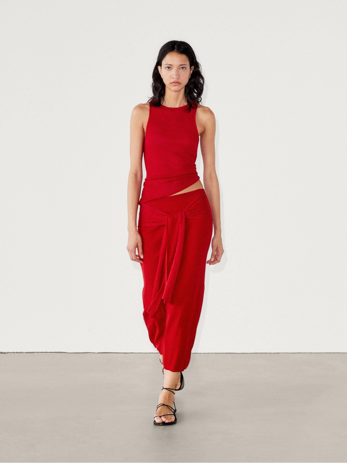 

Юбка женская Massimo Dutti 5205/529-I2024 красная M, Красный, 5205/529-I2024